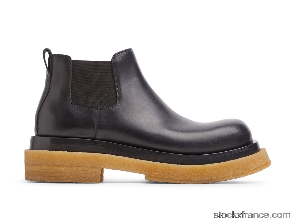 Bottega Veneta Lug Cropped Chelsea Boot Black Gum 668369VBS501000