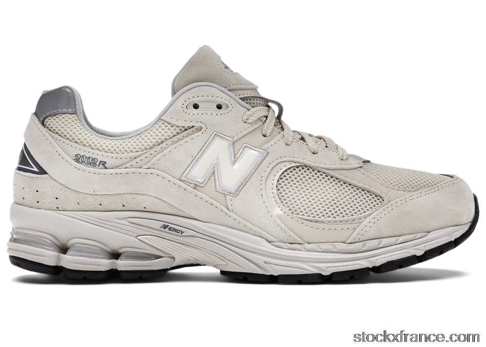 New Balance 2002R Bone Light Aluminum ML2002RE